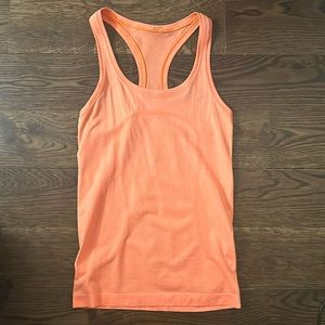 Lululemon swiftly tech tank top orange soda size 4